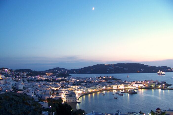 Atenas y Mykonos